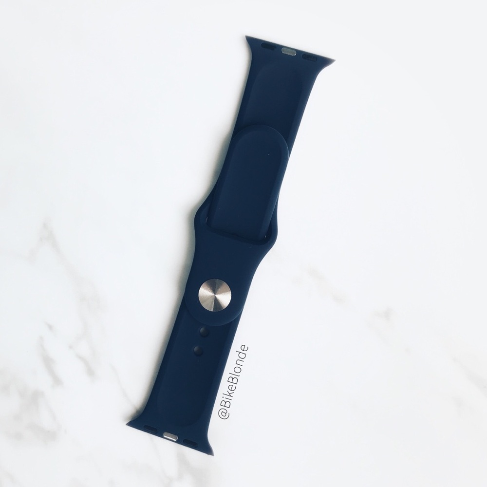 NEW Midnight Blue Silicone Band For Apple Watch - Picture 3 of 4